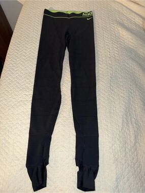 Nike Pro Black Full Length Compression Stirrup Leggings Medium